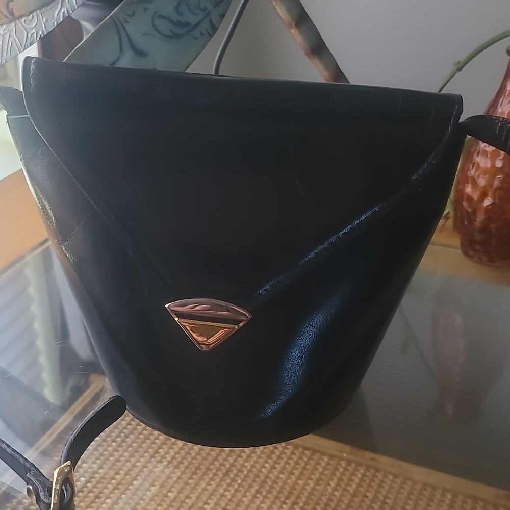 Perlina Vintage Black Leather Women's Bag
